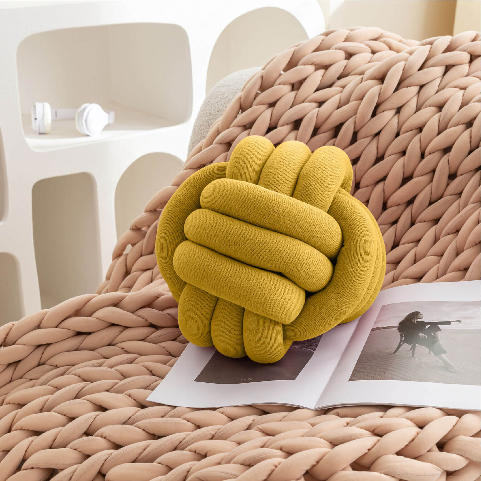 #color_yellow ochre
