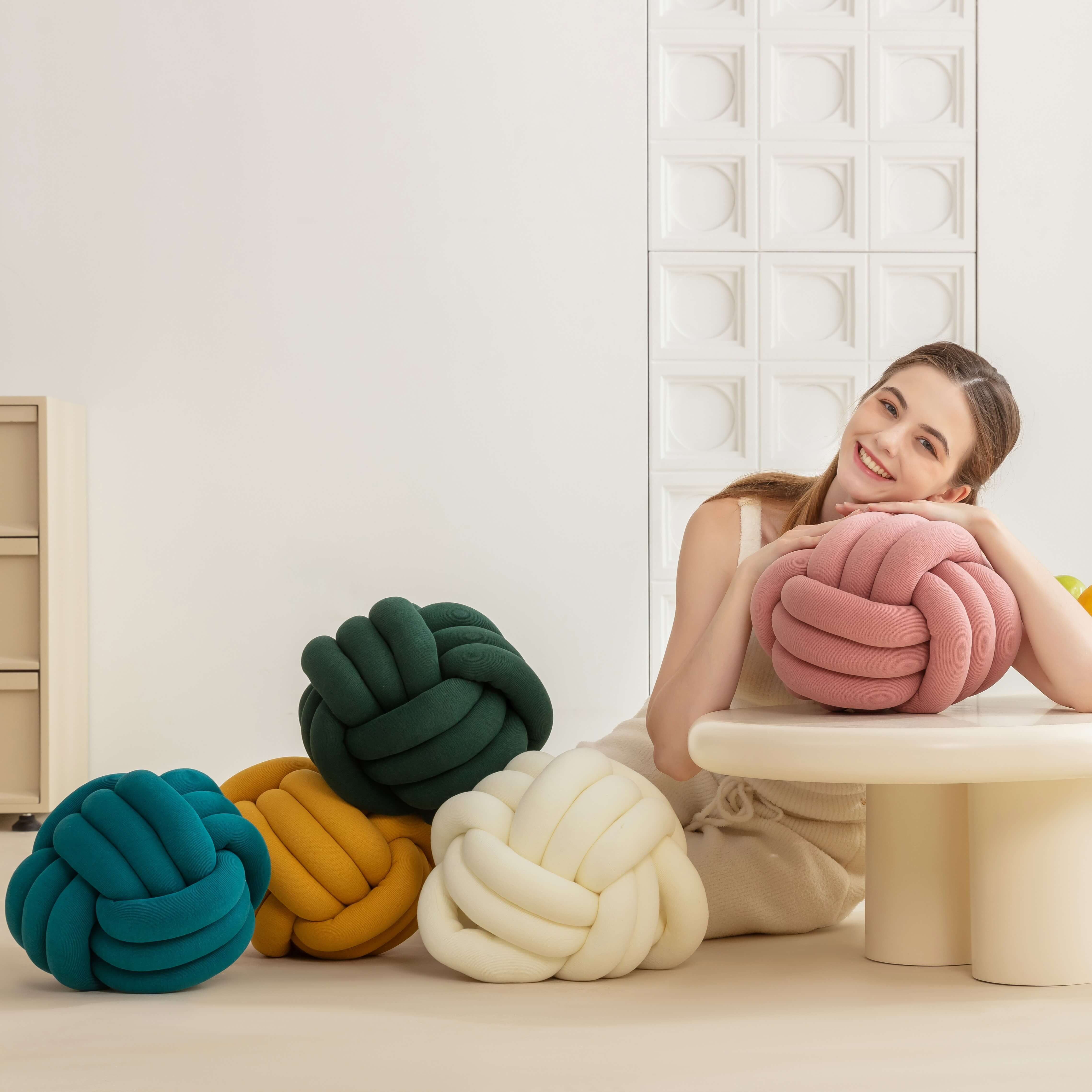 Cozy Twirls Ball