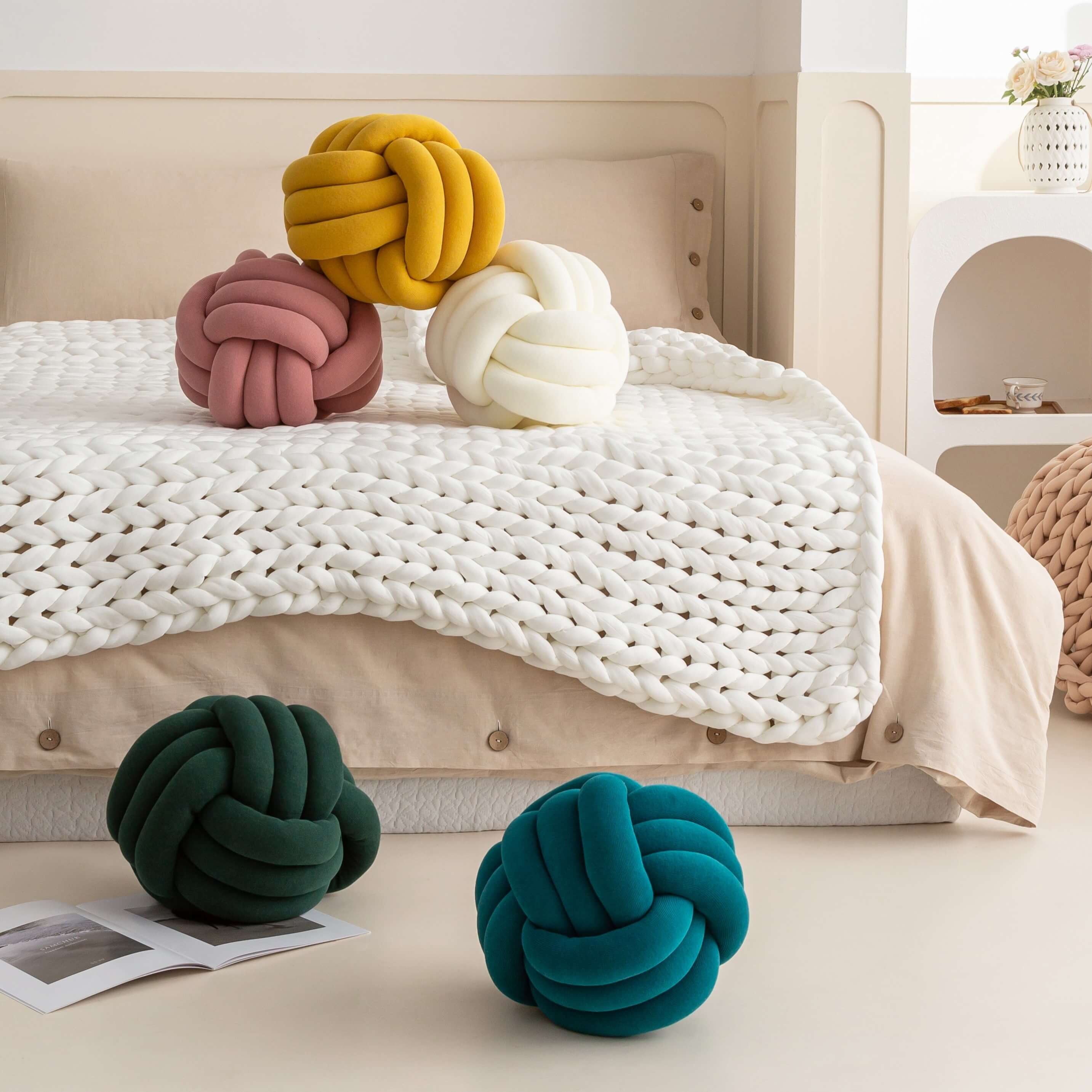 Cozy Twirls Ball