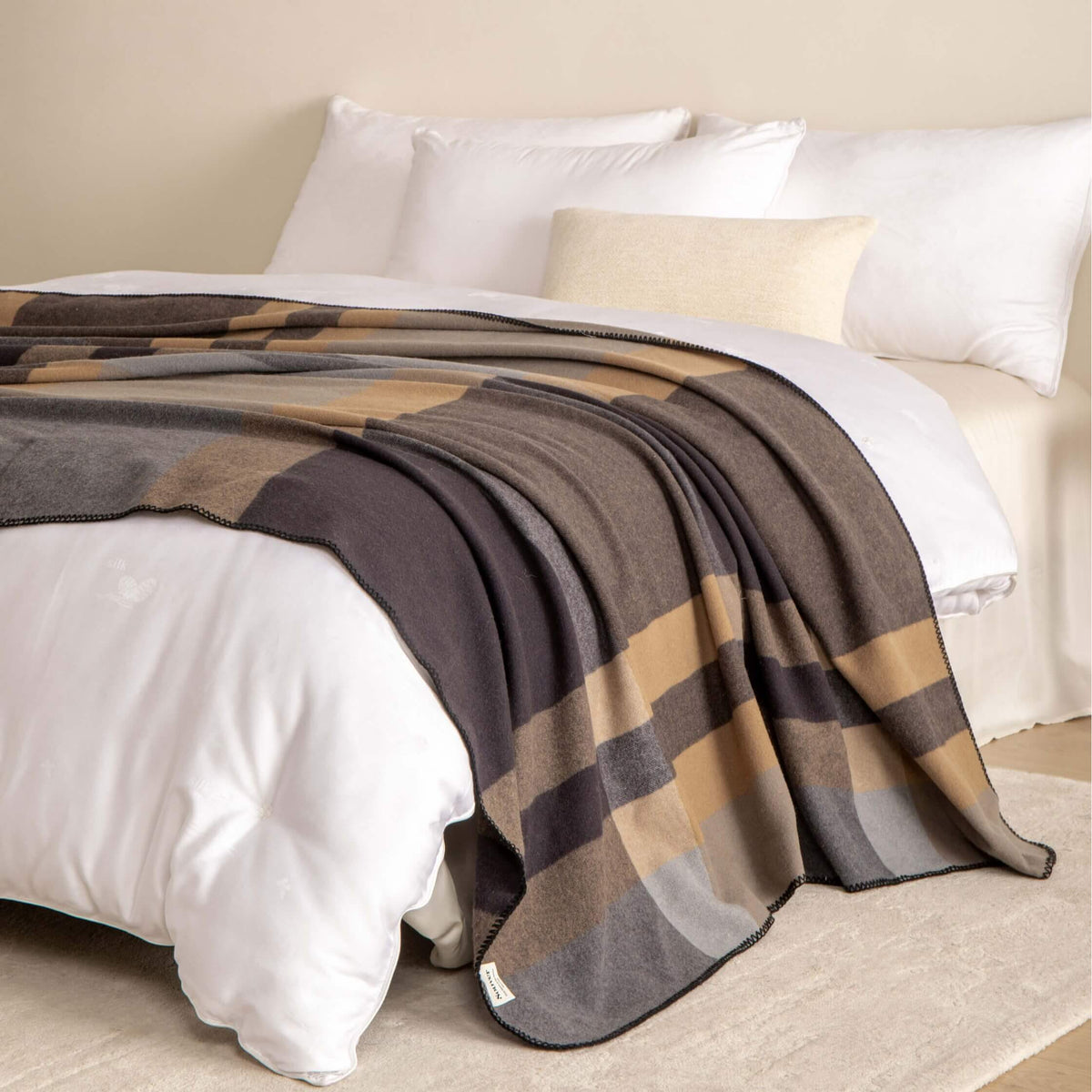 1. Souverhome Cashmere Plaid Throw Blanket