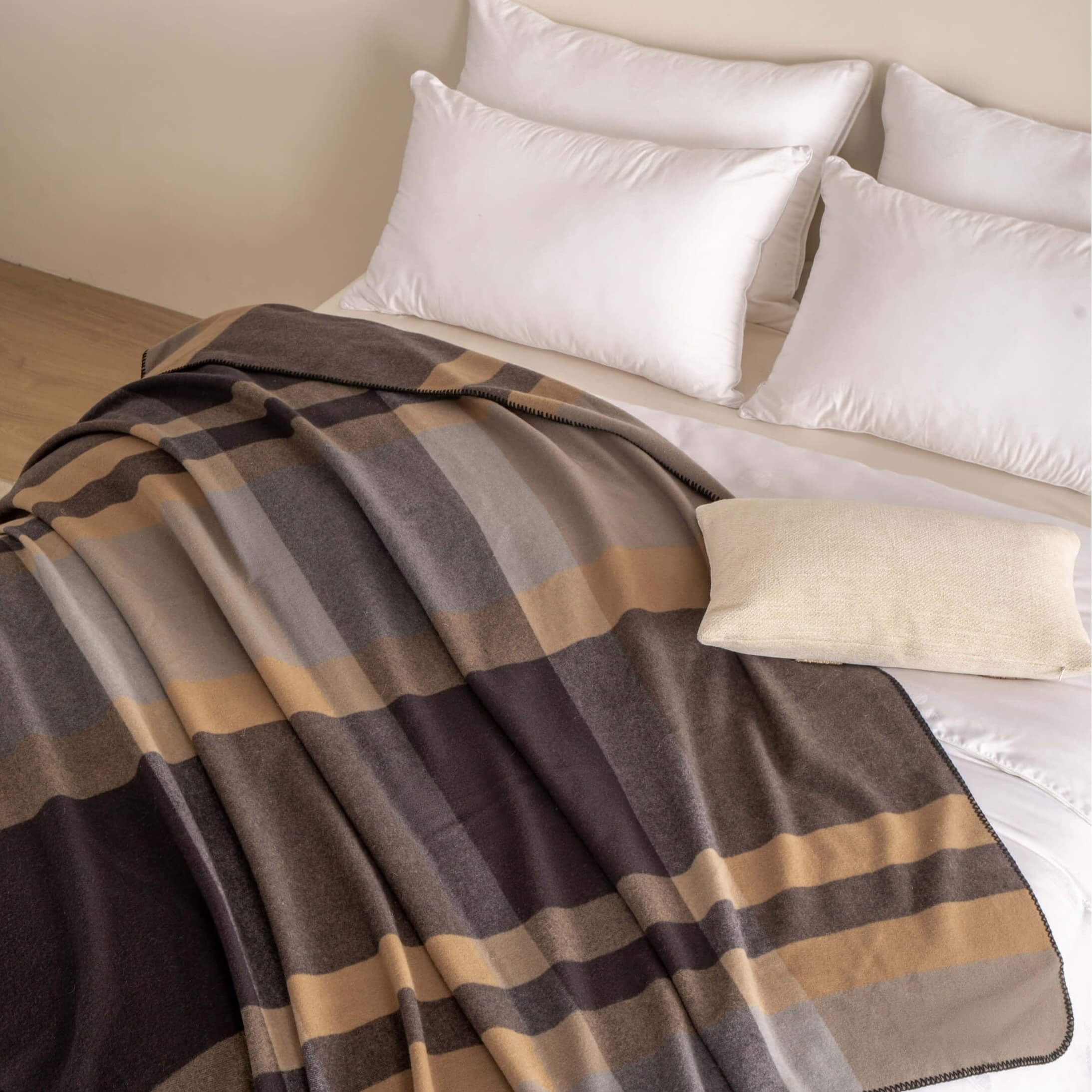 Cashmere Plaid Throw Blanket